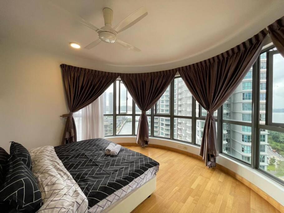 Teega Suites Seaview By Vdo Homestay Nusajaya  Exterior foto