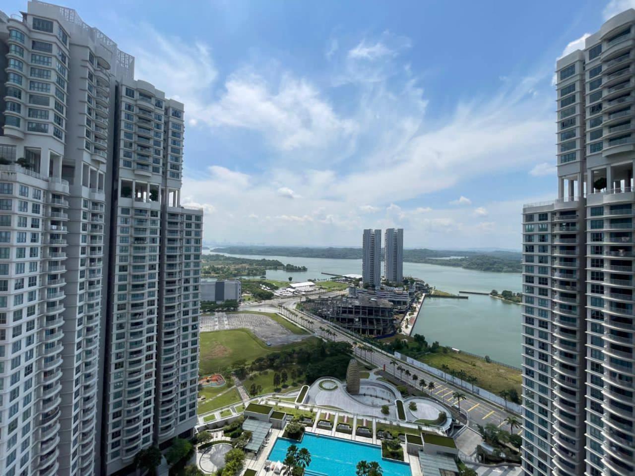 Teega Suites Seaview By Vdo Homestay Nusajaya  Exterior foto